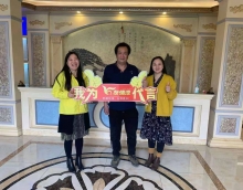 參觀簽約加盟，友情漆新年增添新伙伴